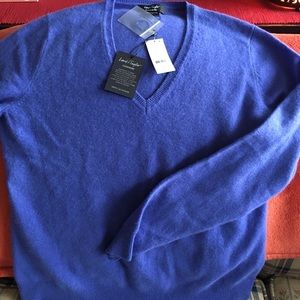 Lord & Taylor Cashmere sweater